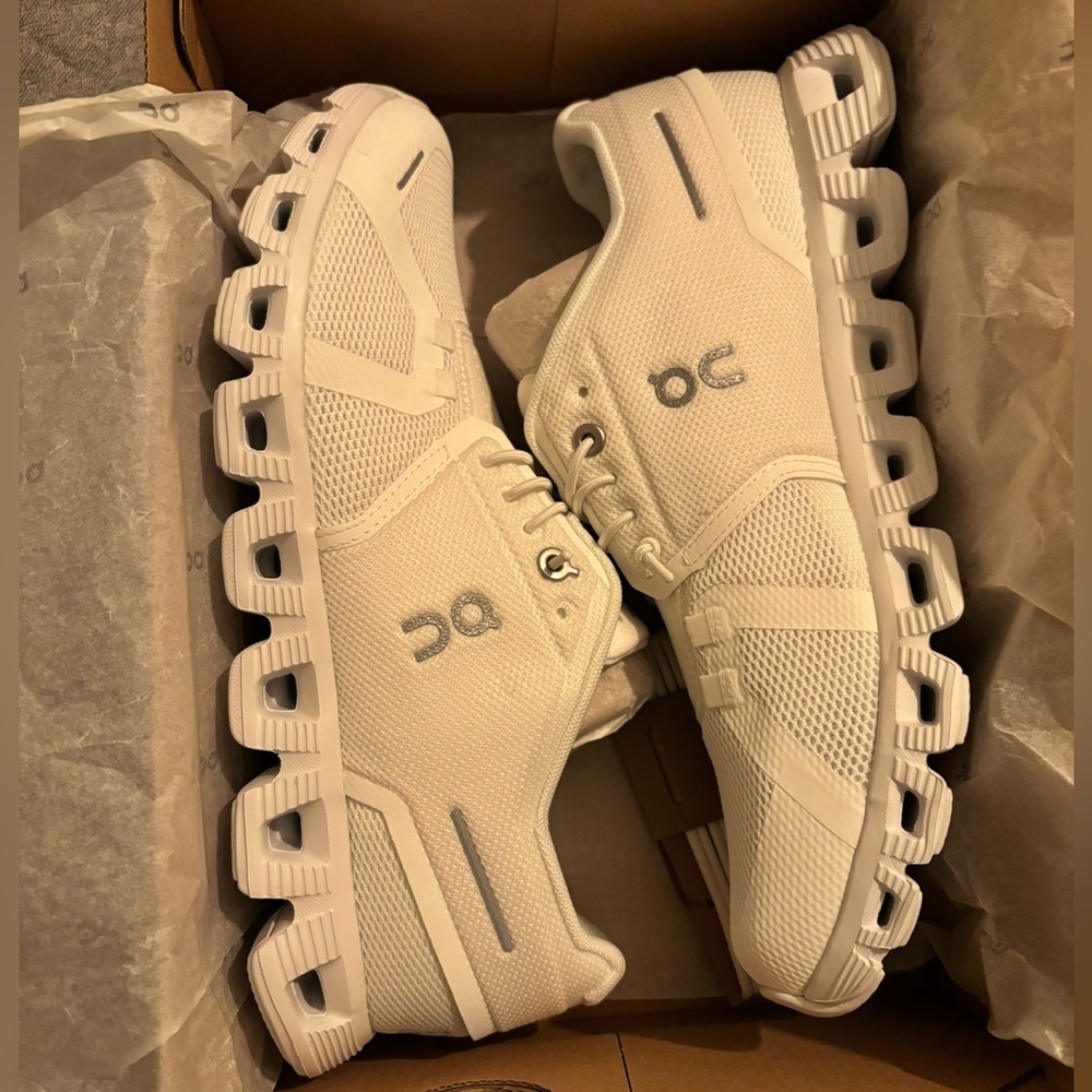 Cloud 5
Undyed-White